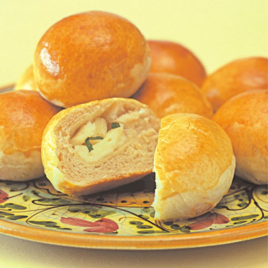 Slices of PittaS halloumi, the cheese used throughout the PittaS recipe collection